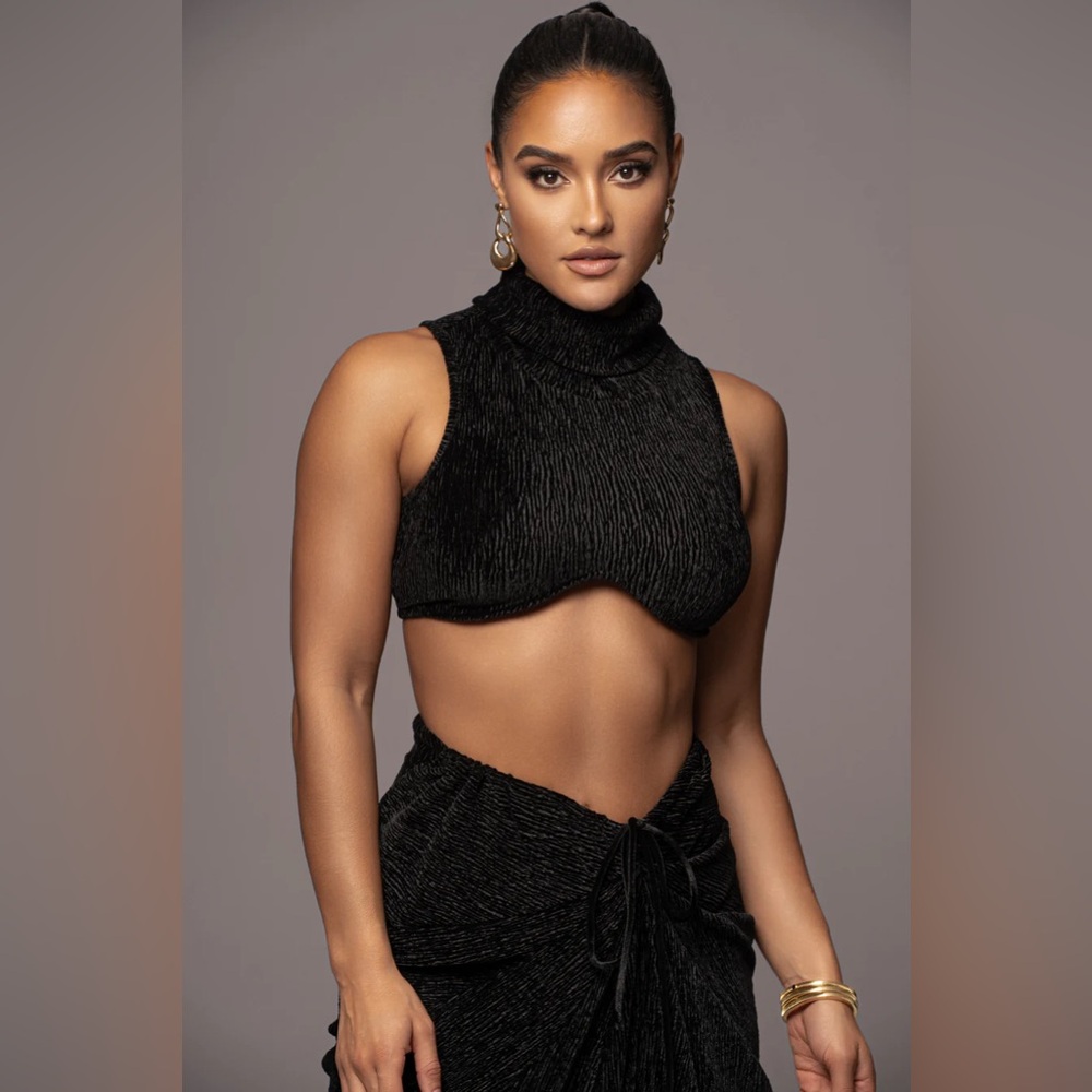 JLUXLABEL Cropped Turtle Neck Medium